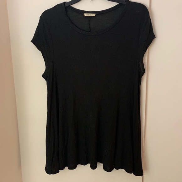 Black Ribbed A-Line High Low Short Sleeve Top - Picture 2 of 4